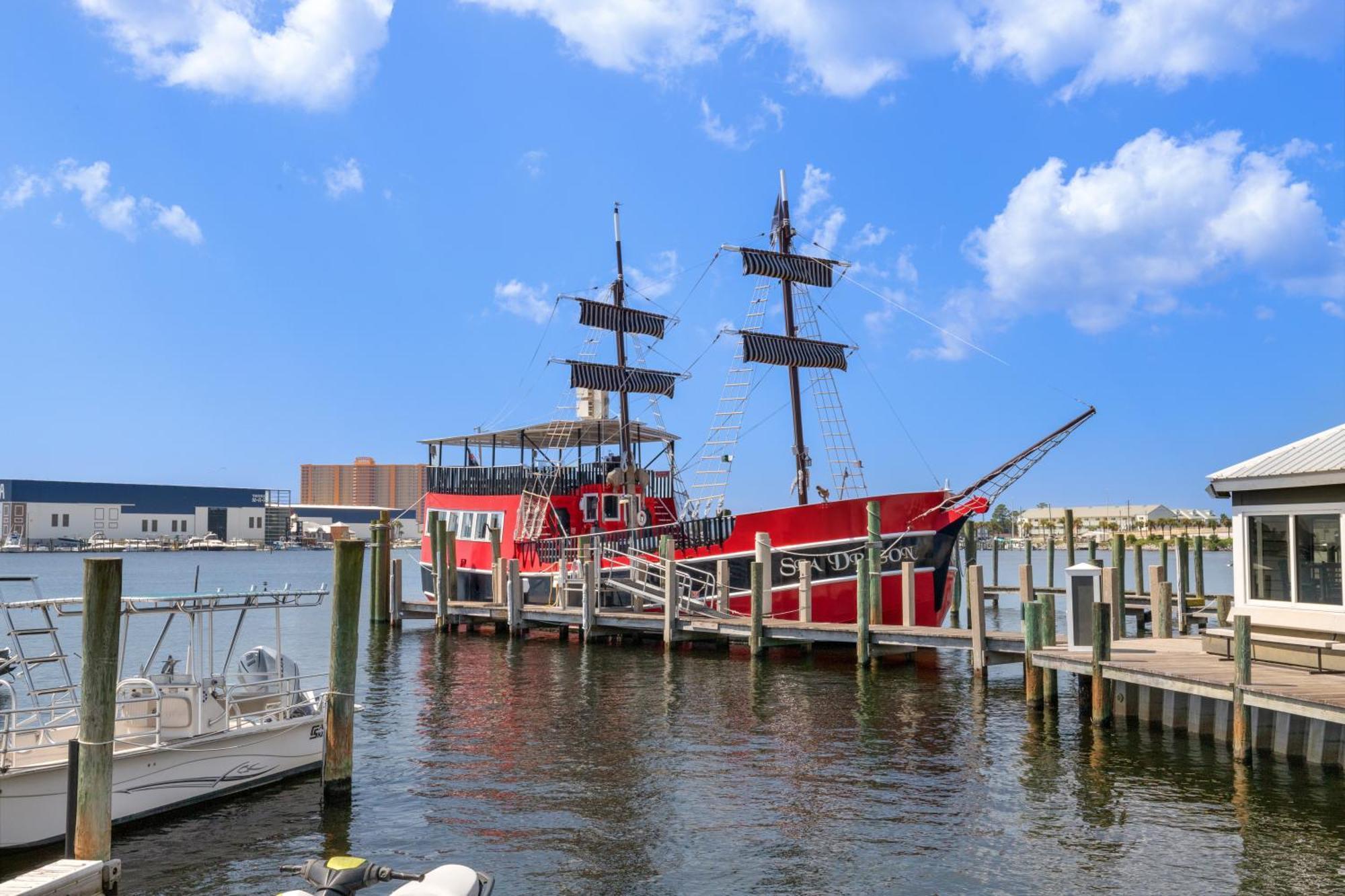 Stunning 2/2 Designer W Coastal Appeal Right On The Gulf! * Panama City Beach